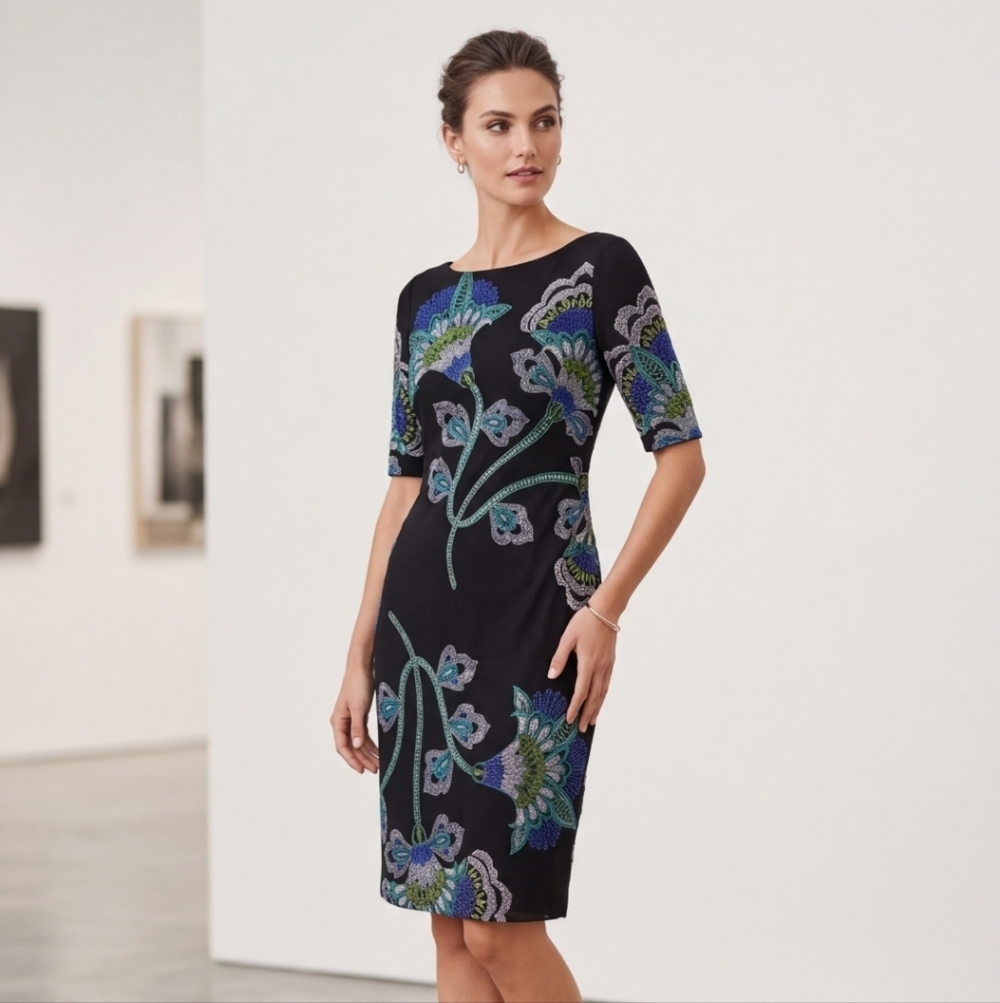 Cleo stretchy Floral 3/4 sleeve dress - size  4 Excellent Condition